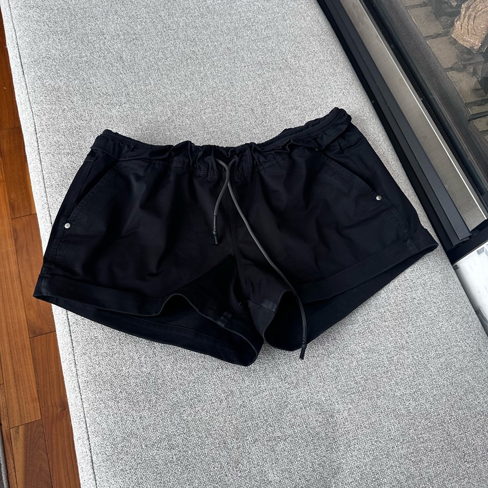 Lululemon Draw String Shorts